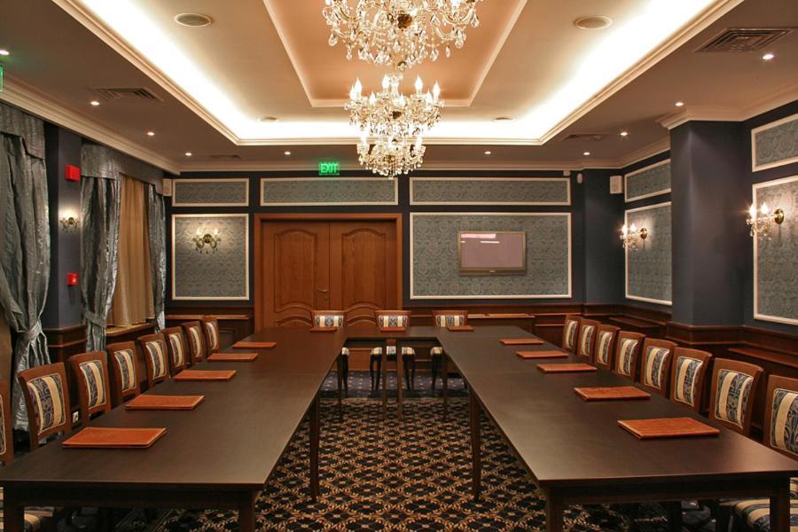 Hotel Danube &